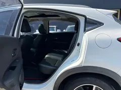 2020 Honda Vezel 1.5L CVT Pioneer, белый — фото 4