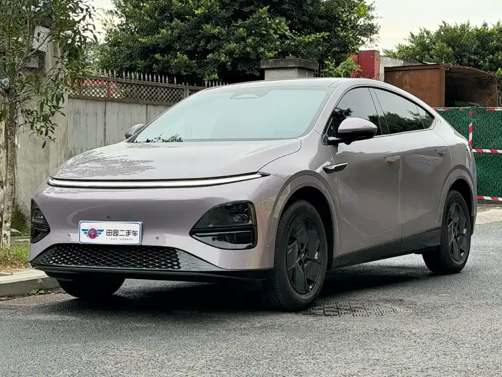 2025 Xpeng G6 625 Long Range Max Tech EV