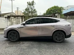 2025 Xpeng G6 625 Long Range Max Tech EV — фото 3