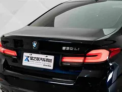 2023 BMW 5 Series 530Li Leading M Sport Package, чёрный — фото 8