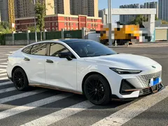 2023 Changan UNI-V 1.5T Sport, белый — фото 3