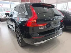 2022 Volvo XC60 4WD Luxury, чёрный — фото 5