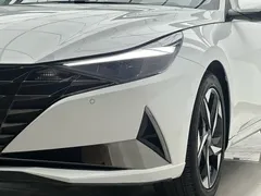 2022 Hyundai Elantra 1.5L CVT GLX Elite, белый — фото 7