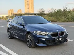 2021 BMW 1 Series 120i M Sport, синий — фото 3
