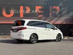 2019 Honda Odyssey 2.0L Premium Welfare, белый — фото 3