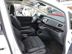 2019 Honda Odyssey 2.0L Premium Welfare, белый — фото 18