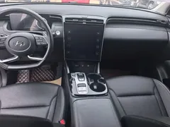 2022 Hyundai Tucson L 2.0L Hybrid Premium, белый — фото 7