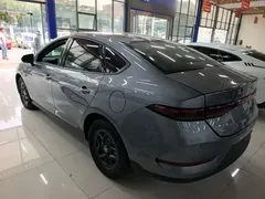 2025 BYD Qin PLUS DM-i PHEV Smart Driving 55km Leading — фото 5
