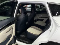 2024 BYD Song PLUS EV 605km Honor Flagship Plus, белый — фото 8