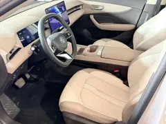 2025 MG ES5 525max RWD Smart Driving — фото 4