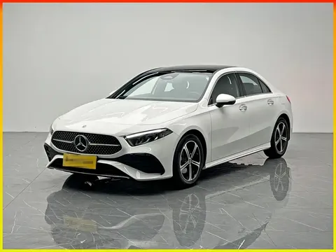 2024 Mercedes-Benz A-Class A 200 L Fashion