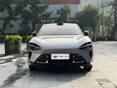 2025 Xiaomi YU7 4WD Max — фото 2