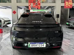2025 Zeekr 007 GT Long Range RWD Smart Driving 100kWh, чёрный — фото 30