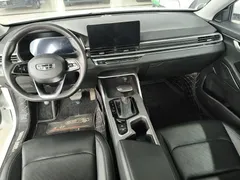 2022 Geely Emgrand 4th Gen 1.5L CVT Premium, белый — фото 6