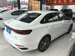 2022 Geely Emgrand 4th Gen 1.5L CVT Premium, белый — фото 8