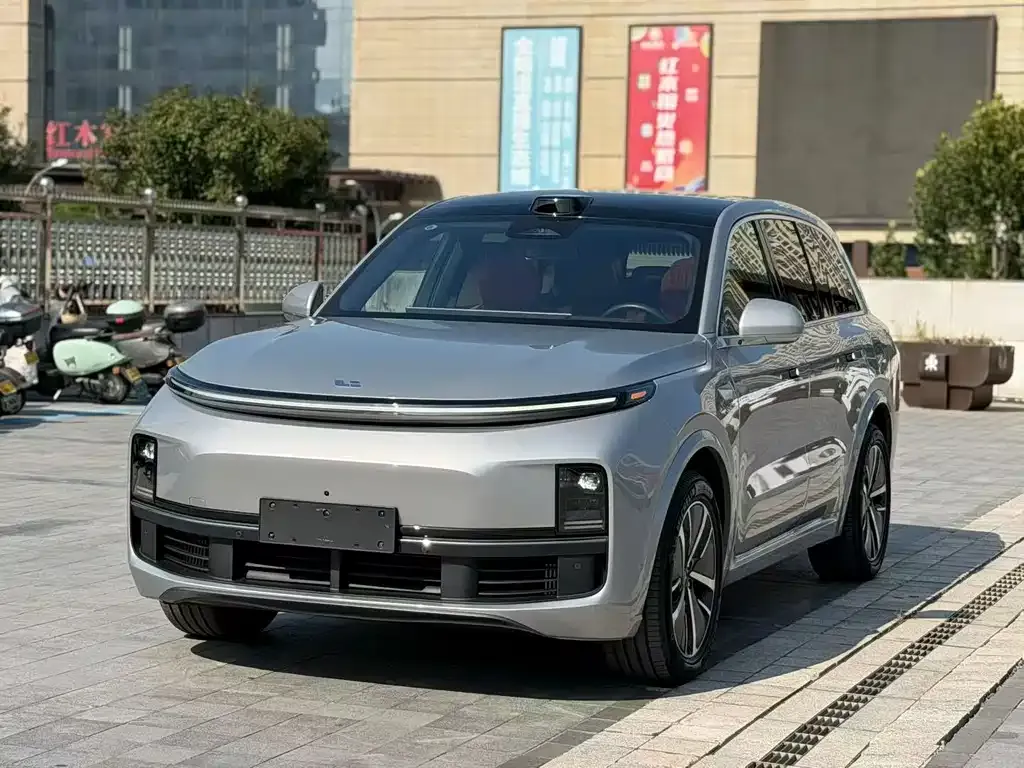 2024 Li Auto L8