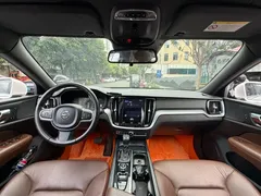 2021 Volvo S60 T4 Luxury, белый — фото 13