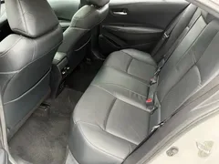 2021 Toyota Corolla 1.2T S-CVT Luxury, белый — фото 4