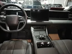 2025 BYD Qin L PHEV Smart Driving 120km Leading — фото 13