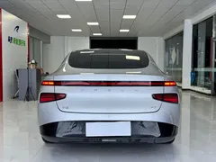2024 Xpeng P7 P7i 550 Pro — фото 4