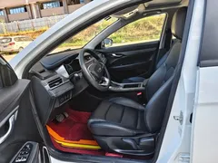2021 Geely Emgrand UP 1.5L CVT Luxury, белый — фото 9
