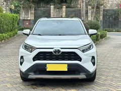2022 Toyota RAV4 2.0L CVT 2WD Fashion Plus, белый — фото 2