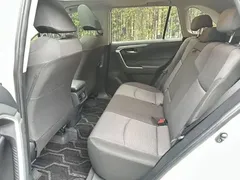 2022 Toyota RAV4 2.0L CVT 2WD Fashion Plus, белый — фото 8