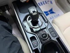 2023 Geely ICON 1.5TD, белый — фото 12