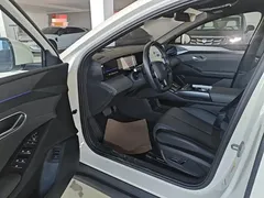 2025 BYD Qin L EV 545km Excellence, белый — фото 16