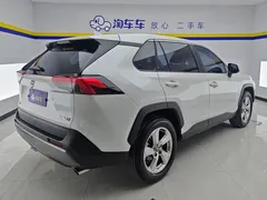 2022 Toyota RAV4 2.0L CVT 2WD Fashion, белый — фото 3