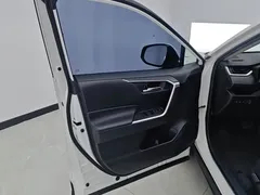 2022 Toyota RAV4 2.0L CVT 2WD Fashion, белый — фото 7