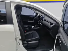 2022 Toyota RAV4 2.0L CVT 2WD Fashion, белый — фото 8