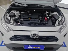 2022 Toyota RAV4 2.0L CVT 2WD Fashion, белый — фото 10