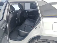 2022 Toyota RAV4 2.0L CVT 2WD Fashion, белый — фото 11