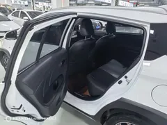 2021 Toyota Yaris L Zhixuan X 1.5L CVT Leading, белый — фото 7