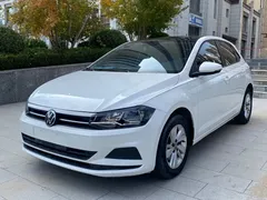 2021 Volkswagen Polo Plus 1.5L AT Panoramic, белый — фото 1