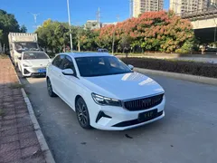 2022 Geely Emgrand 4th Gen 1.5L CVT Luxury, белый — фото 3