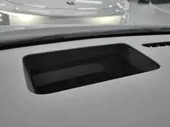 2025 Li Auto i8 Standard — фото 11