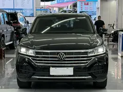 2022 Volkswagen Touareg 2.0TSI Ruishang, чёрный — фото 2