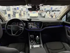 2022 Volkswagen Touareg 2.0TSI Ruishang, чёрный — фото 6