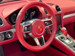 2020 Porsche 718 Boxster 2.0T, белый — фото 10