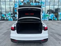 2022 Audi A4L 40 TFSI Luxury Sport, белый — фото 24