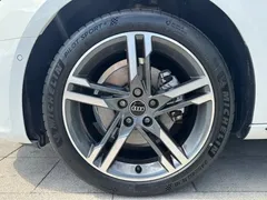 2022 Audi A4L 40 TFSI Luxury Sport, белый — фото 26