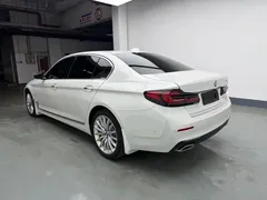 2022 BMW 5 Series 530Li Executive M Sport Package, белый — фото 4