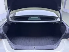 2019 Toyota Avalon 2.0L Luxury, белый — фото 14