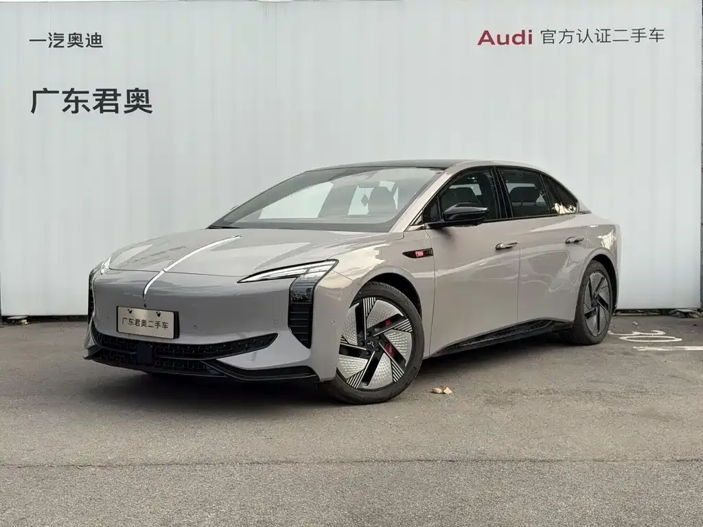 2025 Hongqi EH7 640 4WD