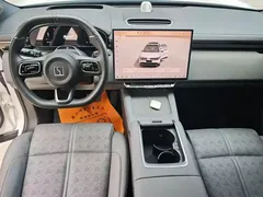 2025 Zeekr 7X 75kWh RWD Smart Driving, белый — фото 4