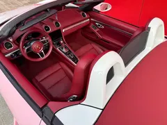 2020 Porsche 718 Boxster 2.0T, белый — фото 9