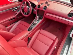 2020 Porsche 718 Boxster 2.0T, белый — фото 10