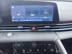 2022 Hyundai Elantra 1.5L CVT 20th Anniversary — фото 14